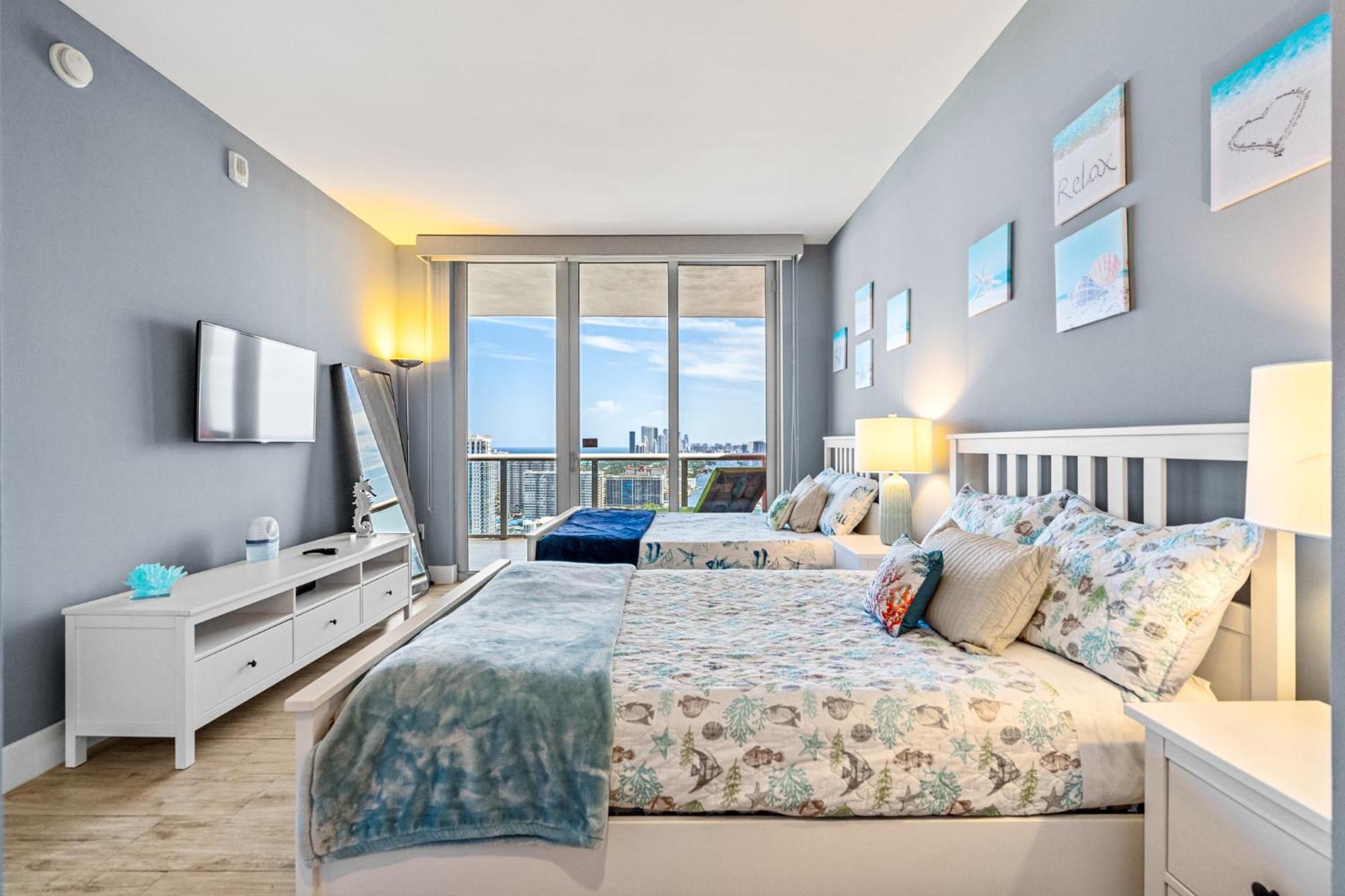 Ocean Views - Pool & Gym - Pet Friendly - Close To Beach Халландейл-Бич Экстерьер фото